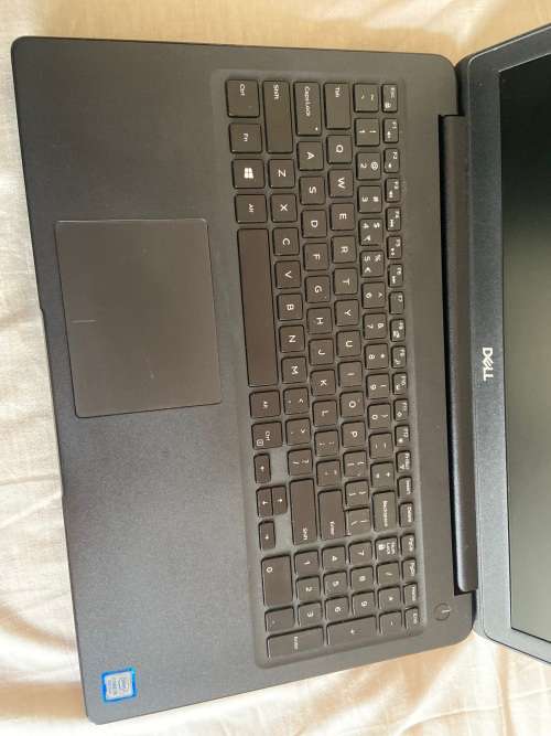 WARRANTED DELL LATITUDE 3500  CORE i5-8265U  256 GB SSD  8 GB RAM WINDOWS 10 PRO EXCELLENT CONDITION